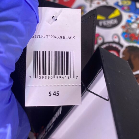 True Religion Men's Black Leather Tri-Fold Wallet NWT RFID Protection - Picture 13 of 16